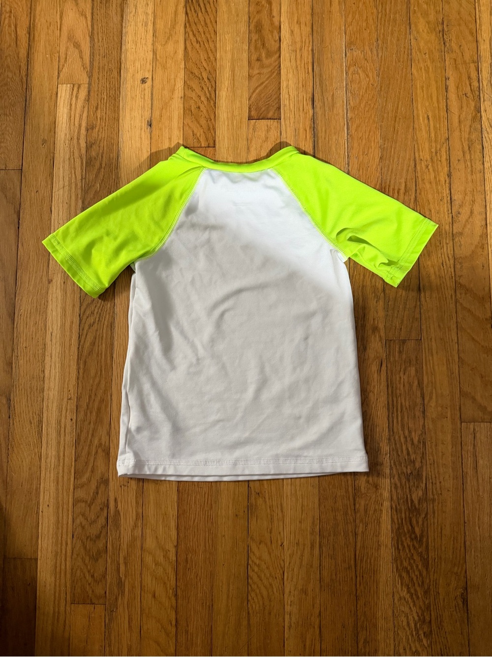 Cat & Jack 2T Turtle Rashguard - Picture 2 of 4